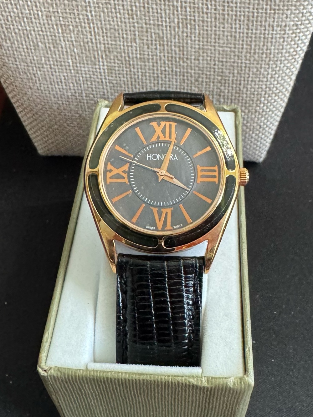 Honora Black Dial Bronze Gold Case Men/Women Dress Watch w/ Green Pearl Bezel